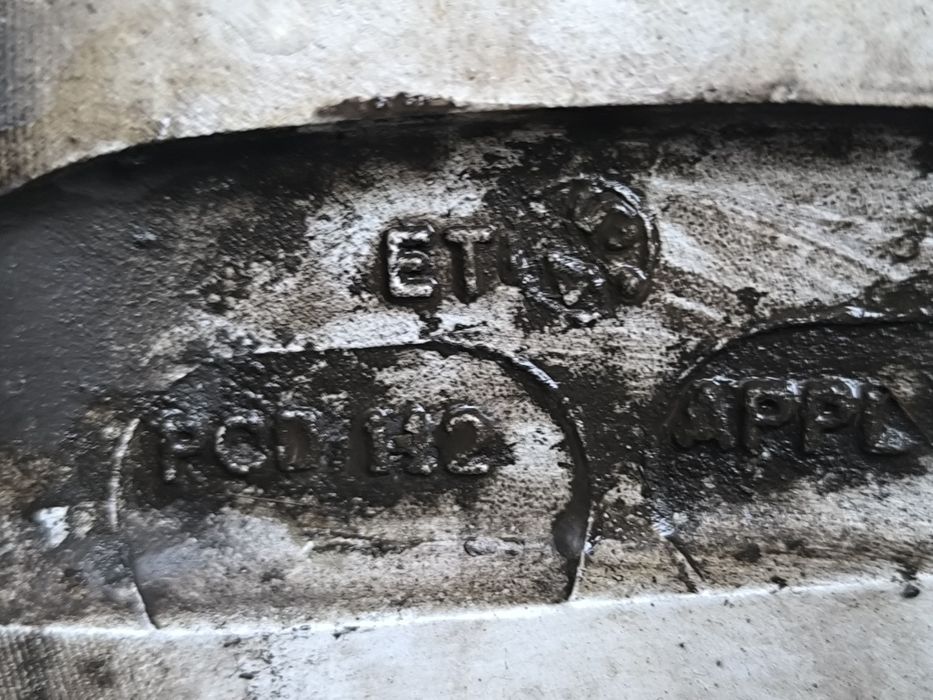 18 цола джанти с гуми за Audi Volkswagen Mercedes