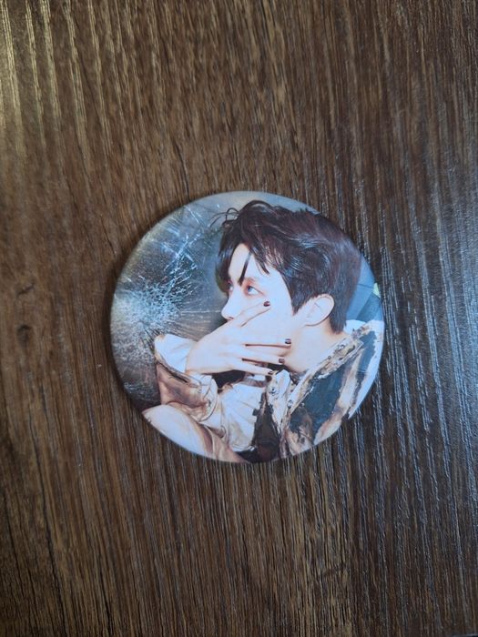 значки аниме манга мультфильм кпоп