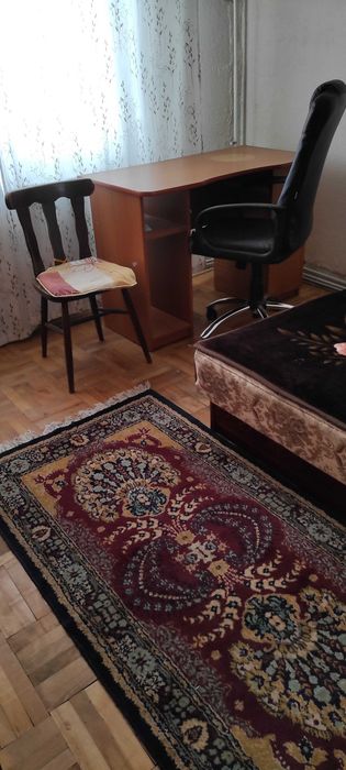 Proprietar ofer spre închiriere cameră apartament