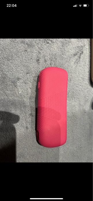 Iqos Iluma cu husa si clapa magnetica roz Bacau • OLX.ro