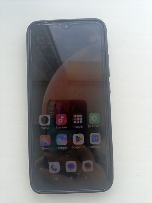 Продам телефон Redmi 9C в нормальном состоянии