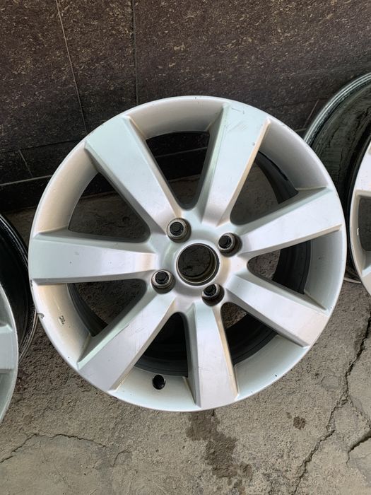 R17 Epica Original Diska