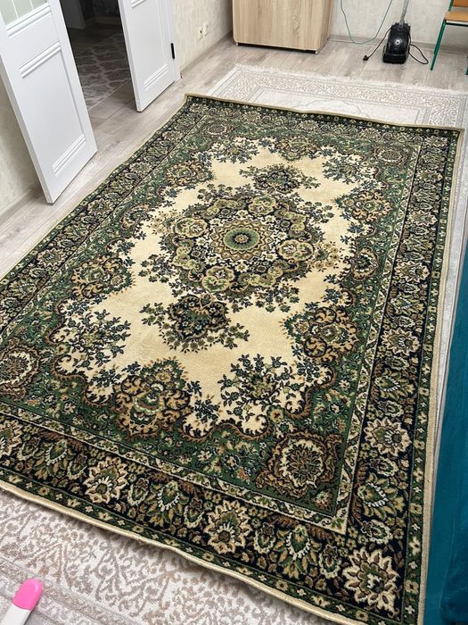 Продам советский ковер 2*3