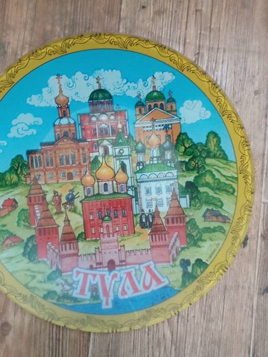 Настенные тарелки. Города