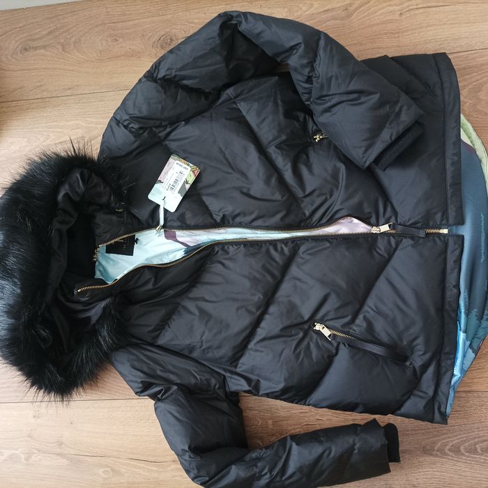 Ted Baker пухенка L/ХЛ размер