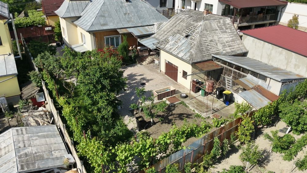 Casa de vanzare in zona centrala