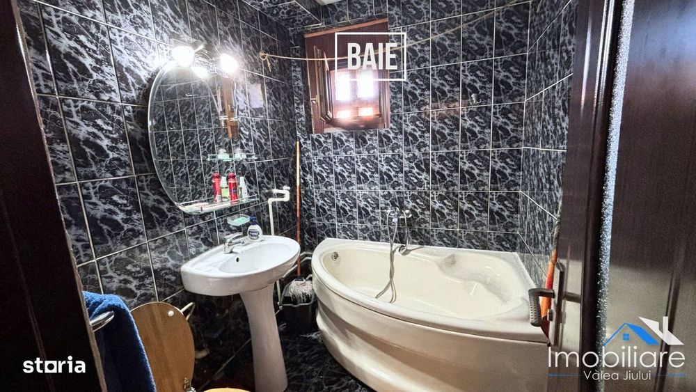 Apartament 3 camere – Petroșani, Str. Independenței | Etaj 1