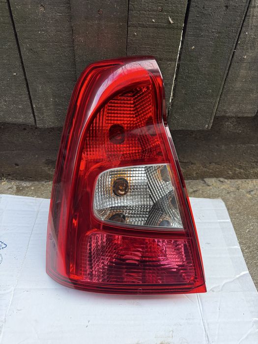 Vand stop stanga spate Dacia Logan Facelift 2008/2012