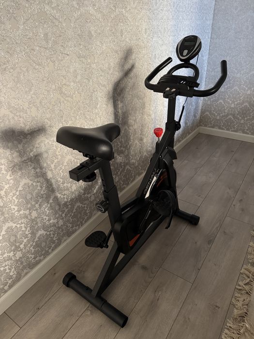 Велотренажер Genau новый!