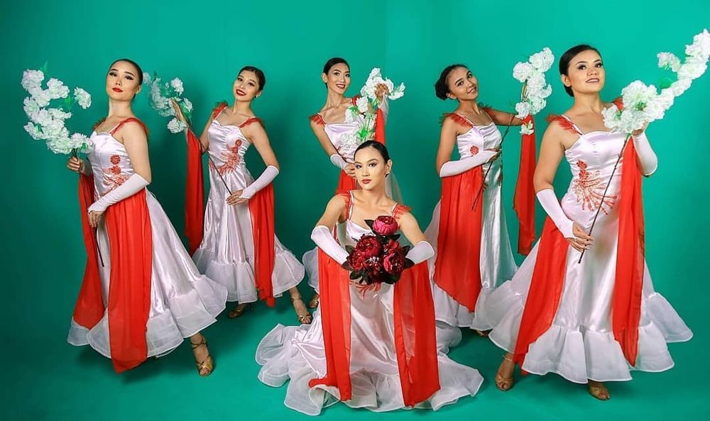 Костюмы для шоу балет