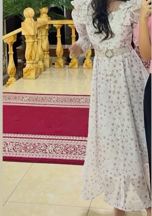 Платье на весну,той