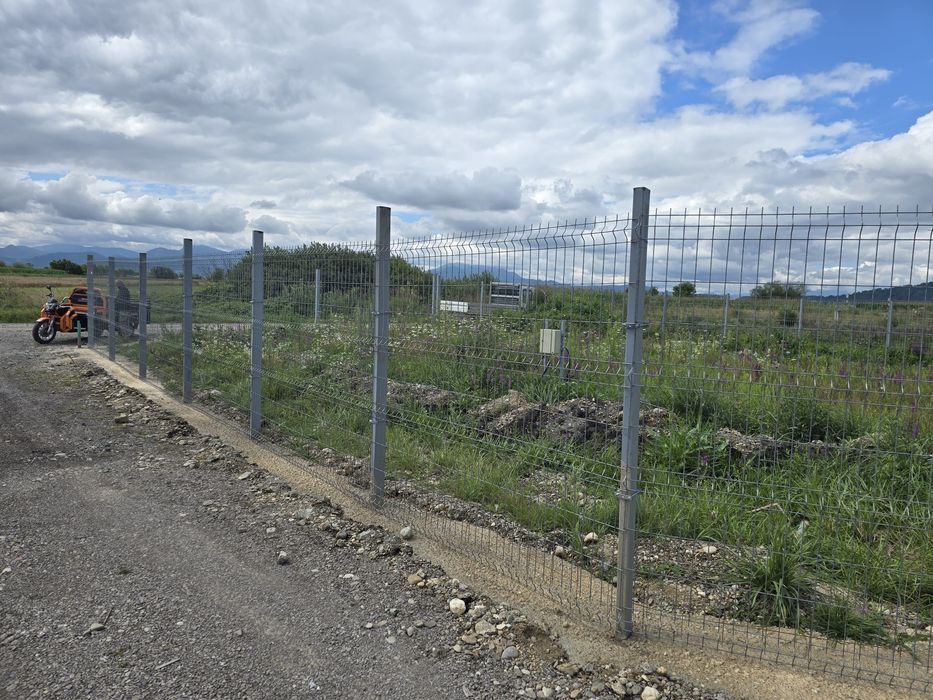 Teren Intravilan 461 mp – Hărman (Zonă de Case ) | Curent & Puț pe Teren + Îngrădit