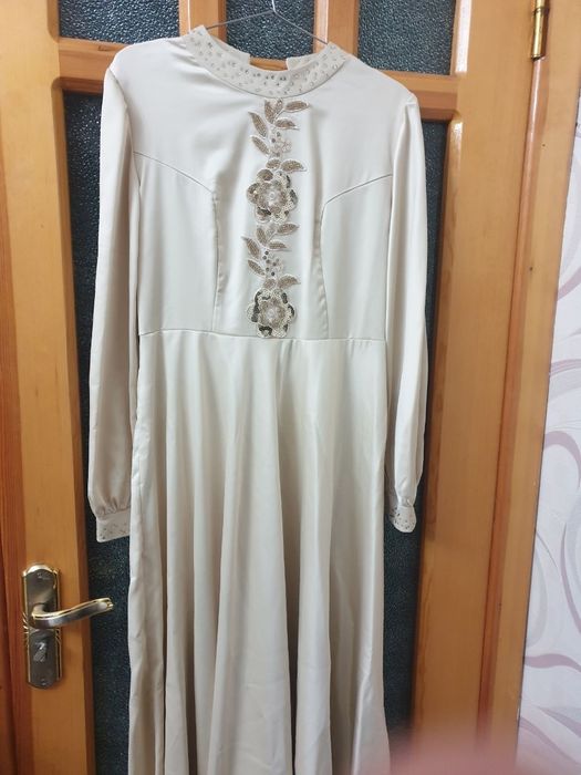 Kelinlar uchun ansambl arzonga beriladi