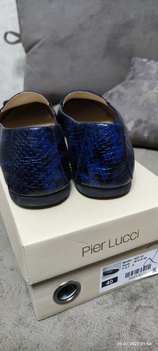 Балетки женские  продам . Кожа.