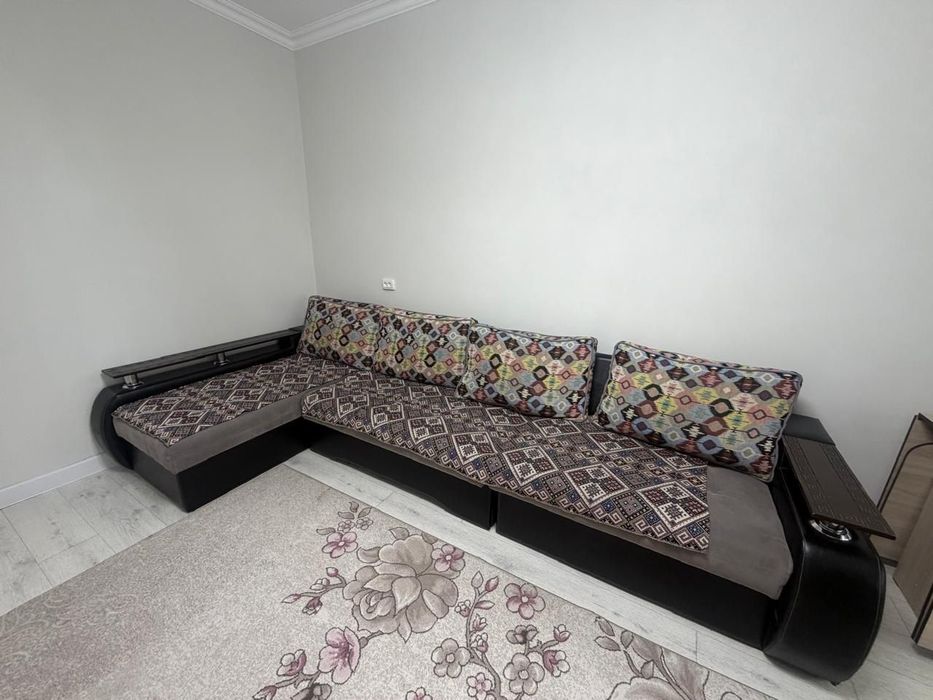 Продам диван складной большой