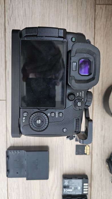 Lumix GH5, Sigma 16mm 1.4, smallrig