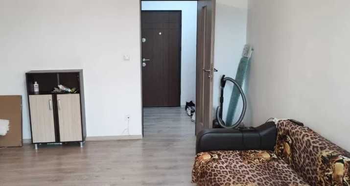 Дава се под наем Едностаен апартамент в Пловдив, Кючук Париж - 45 кв.м за 153 € - Снимка #1