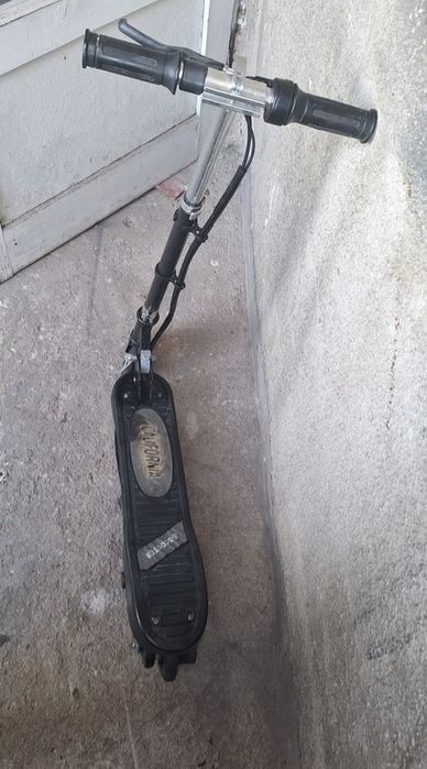 Trotineta electrica pt copii