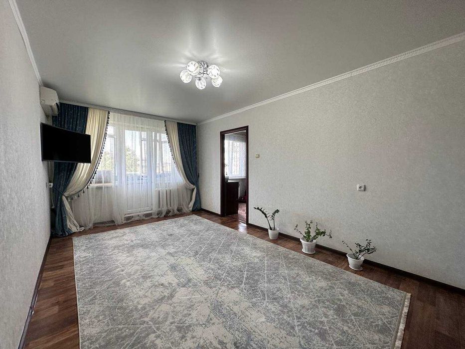 продам 3 комнатную квартиру на спутнике
