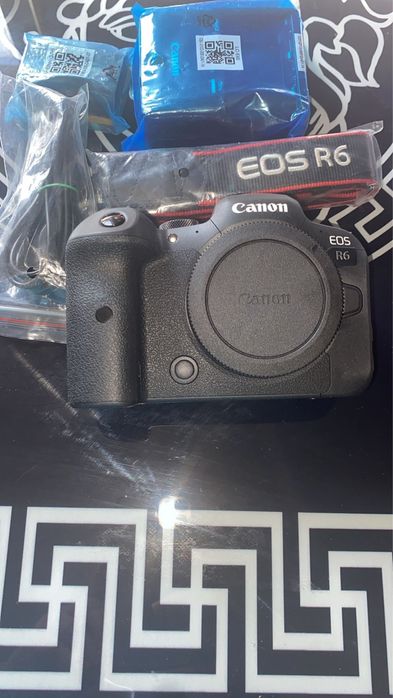 Canon EOS R6 - Urgent
