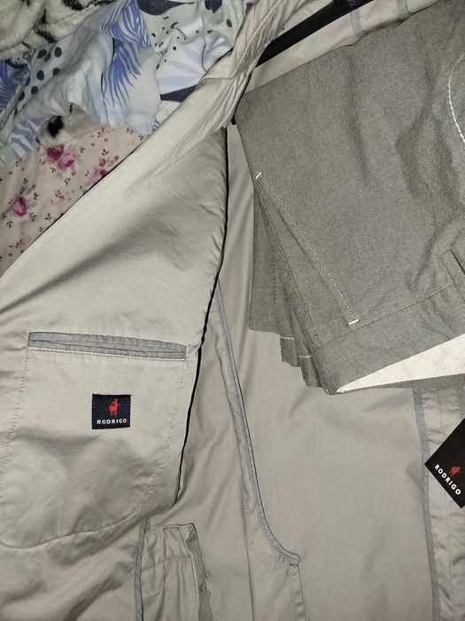 Vand sacou și pantalon bumbac nou din italia