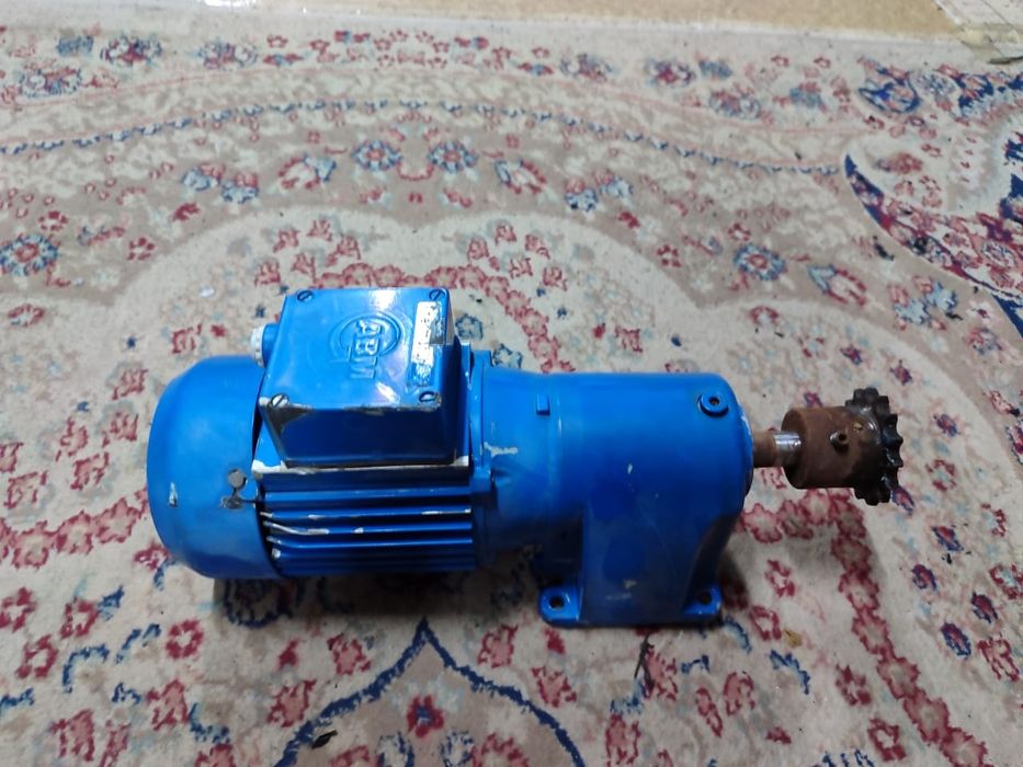 Моторлар бар сатамын хабарласыныздар