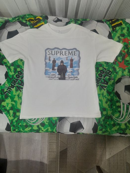 Продам футболку Supreme