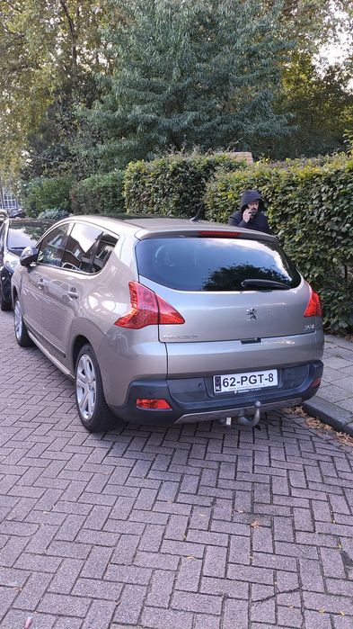 PEUGEOT 3008 2011 — imagine 4