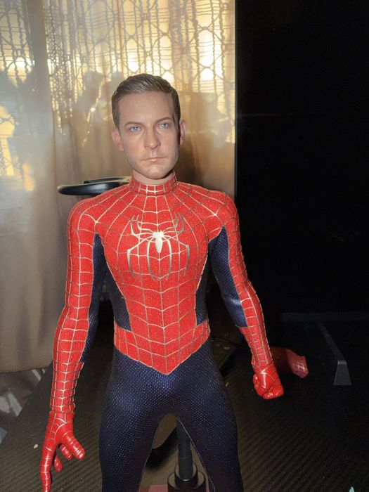 Hot toys Friendly Neighbourhood Spiderman