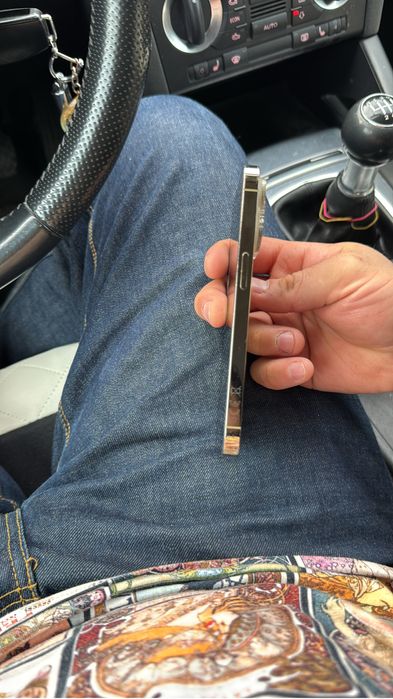 Vand iPhone 14 Pro 256 gb