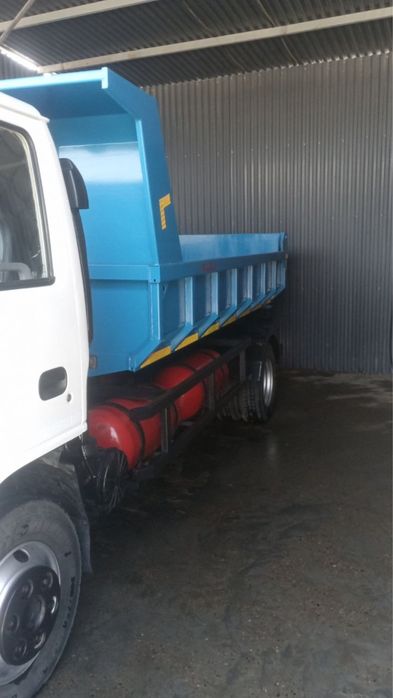 Isuzu samasval sotiladi