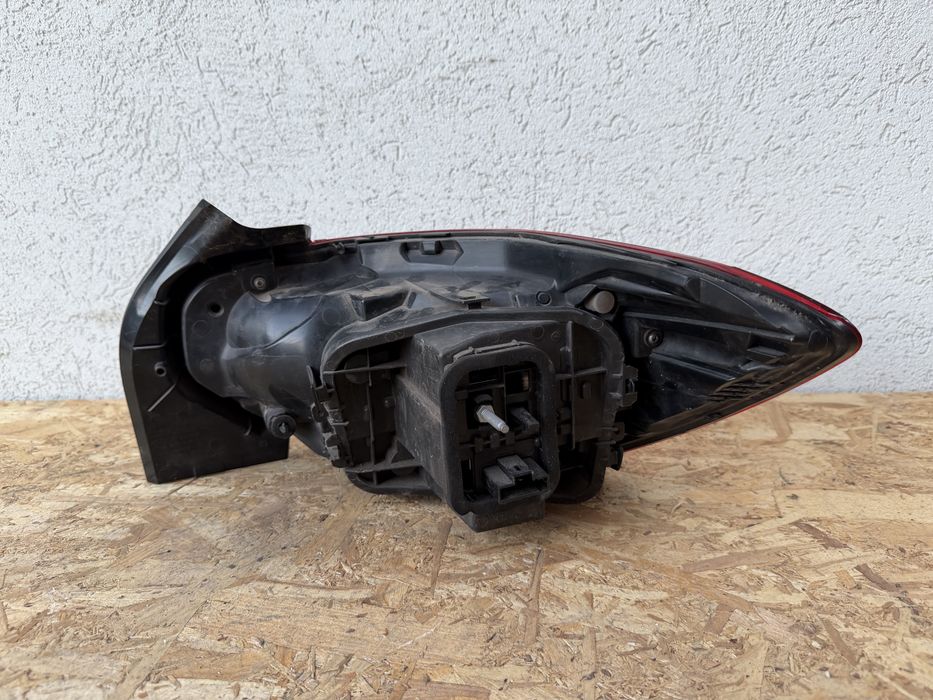 Stop tripla lampa stanga Dacia Logan III Originala