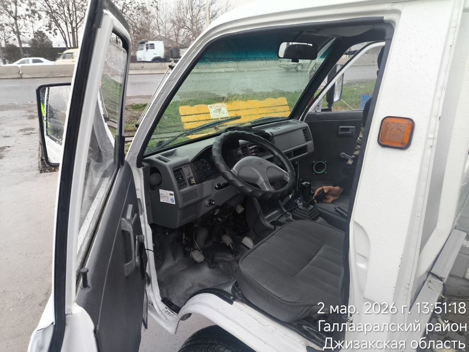 Дамас Лабо Самосвал