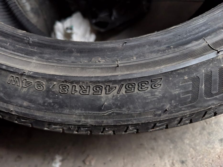 Продам 1 шт летний баллон 235/45/18