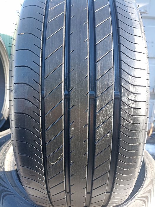 235/45/18 Dunlop летний комплект