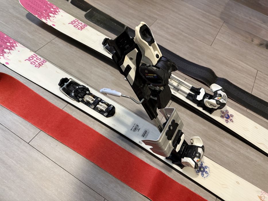 Vand Schiuri de tura pentru femei