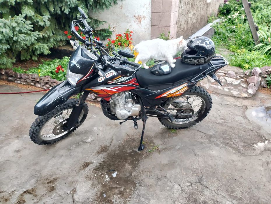 Продам мотоцикл 350000