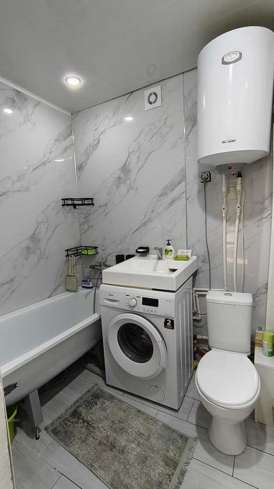 Продам 2-комн квартиру в районе ТРЦ  Таир