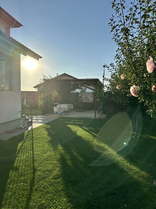 Propietar vand casa individuala