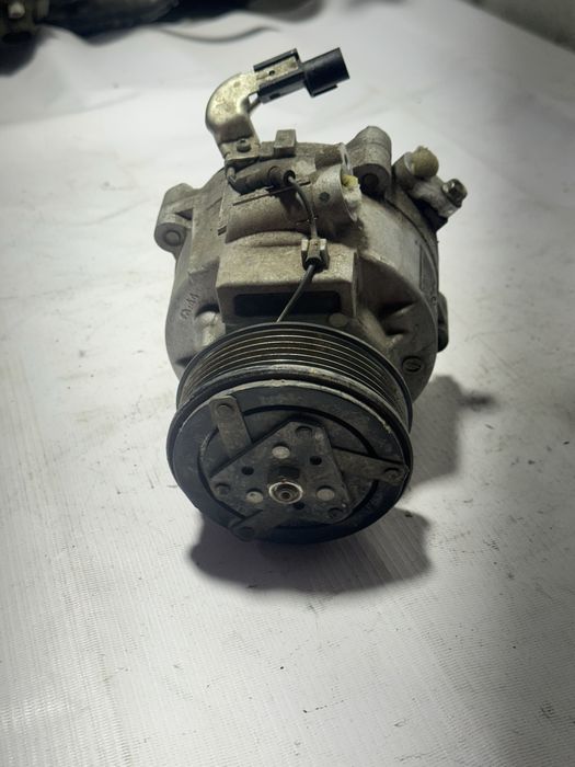 Компрессор кондиционера Mitsubishi Eclipse  Outlander 1.5l turbo 4b40