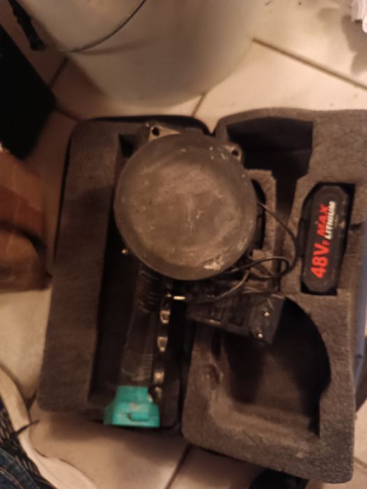 Виброчук за плочки