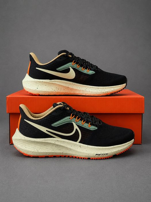 Кроссовки Pegasus 39