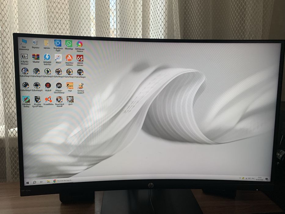 Монитор и клавиатура