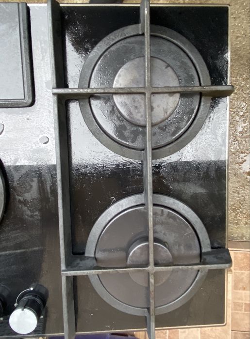 Plita pe gaz cu hota integrata ELICA