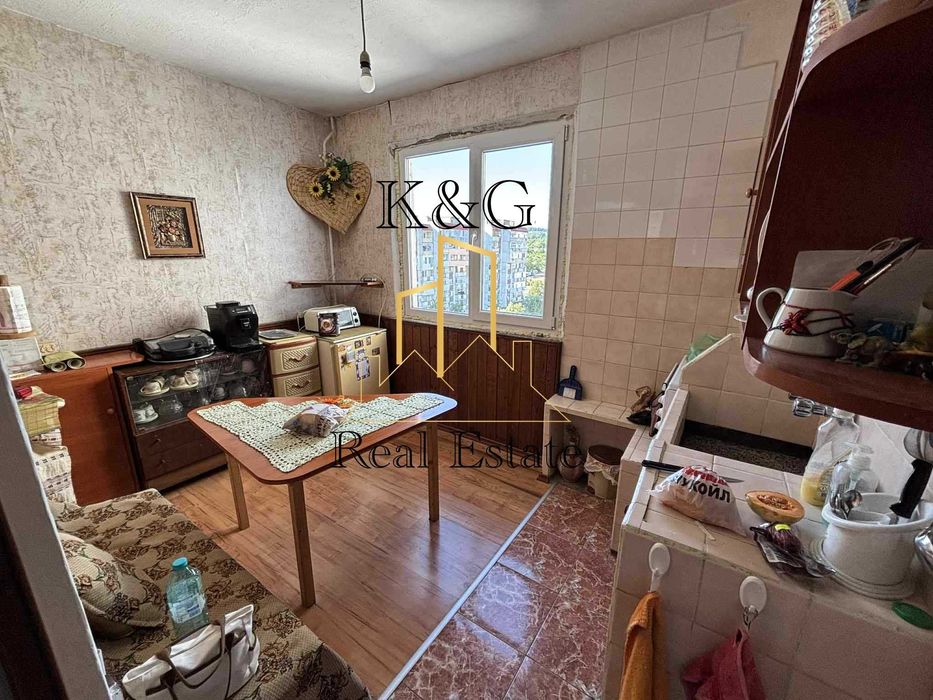 Продава се Двустаен апартамент в Разград, Освобождение - 80 кв.м за 1084 €/кв.м - Снимка #1