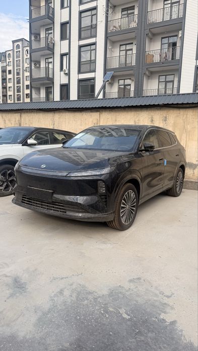 Dongfeng aelus L8 hybrid 240 km full