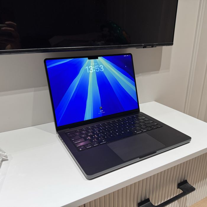 MacBook Pro 14” M3 Pro 18/512GB — Space Black