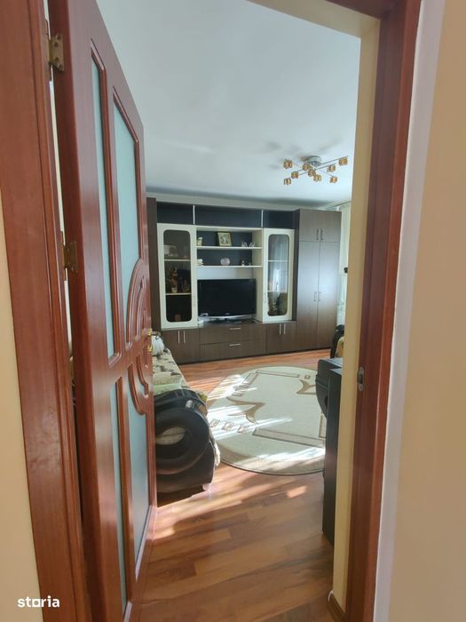 Apartament 3 camere, Târgoviște, Micro 4
