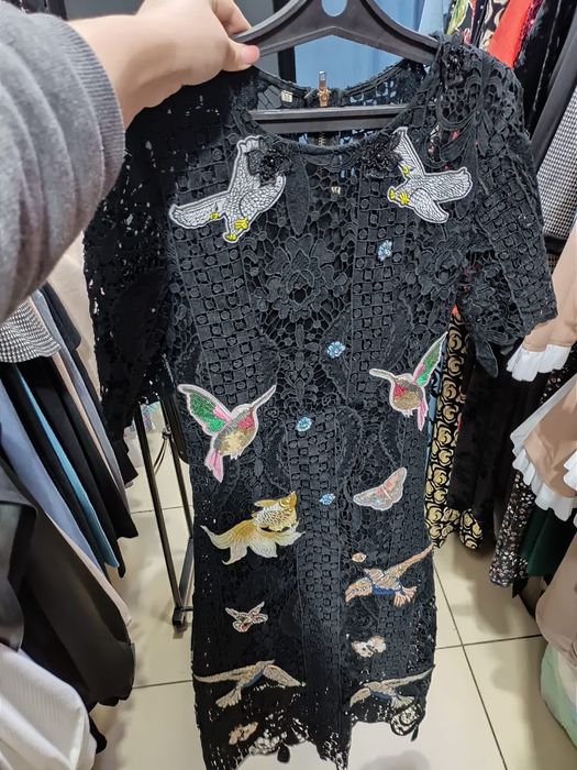 Продам новые платья