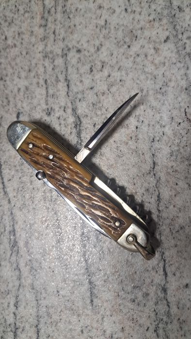 Vînd briceag franțuzesc